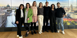 Gruppenfoto der Wissenschaftler*innen und Kooperationspartner*innen der Vodafone Stiftung