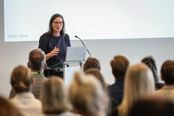Foto von Nadine Spörer beim Vortrag
