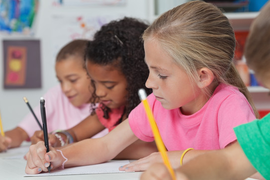 Schüler schreiben Schüler schreiben