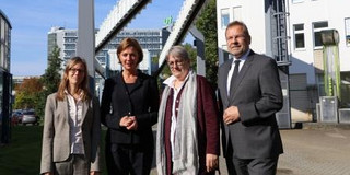 2. Bildungsdialog Gruppenbild Gruppenfoto mit Prof. Dr. Nele McElvany, Yvonne Gebauer, Prof. Dr. Barbara Welzel und Prof. Dr. Thomas Goll