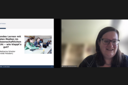 Screenshot der Startfolie links und Vortragende Prof. Dr. Katharina Scheiter rechts in Kachelansicht
