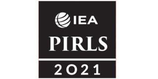 Schwarzes Quadrat mit weißen Schriftzug IEA PIRLS 2021