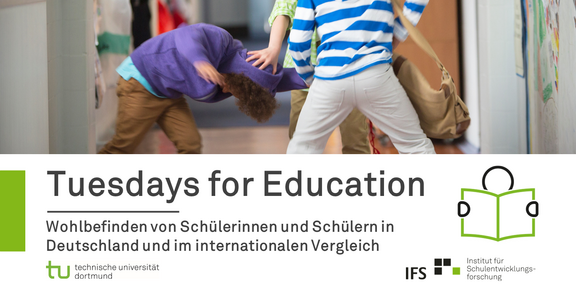 TfE Pressmeldung Zwei Grundschulkinder schubsen ein weiteres Kind im Schulflur