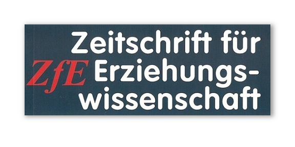 Dunkelblaues Banner mit weißen Schriftzug Zeitschrift für Erziehungswissenschaft